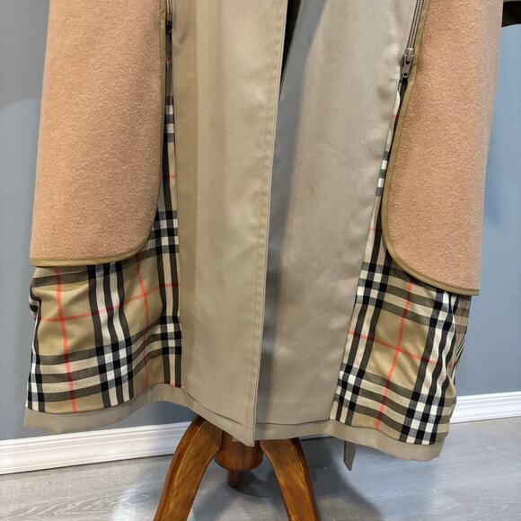 Vintage Burberry Beige, Tan Trench Coat, Removable Wool Liner, Size 42 Long - Picture 4 of 16
